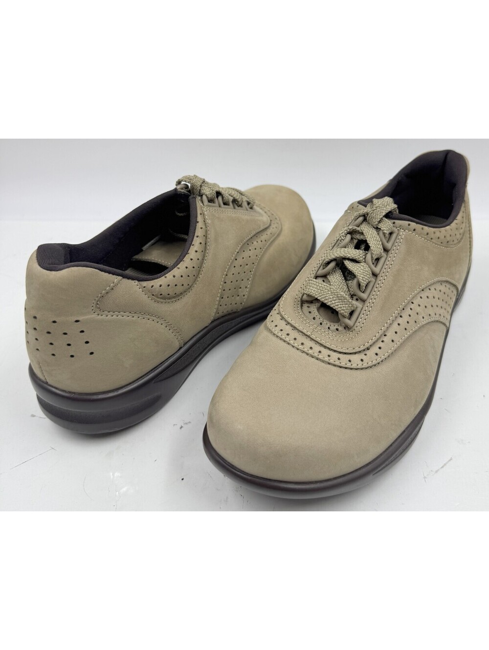 SAS Women's Shoes Size 8 Sage Nubuck Lace Up Flat Comfort Walking Shoes